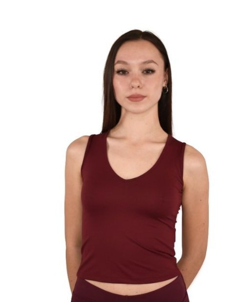 CAMISETA PICO LICRA BURDEOS